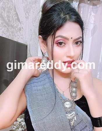 Pune call girl